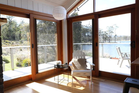 Currawong Lakes Tasmania - South Australia Travel 3
