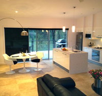 Deja Vu Estate - South Australia Travel
