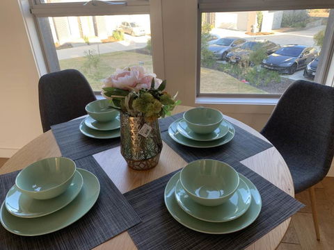 Delicate And Peaceful Bundoora Townhouse 13-R3 - South Australia Travel 1