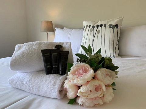 Delicate And Peaceful Bundoora Townhouse 20-R4 - South Australia Travel 1