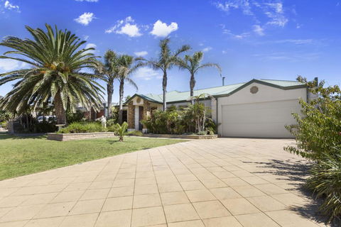 DIAMOND BAY RETREAT - SORRENTO - South Australia Travel 2