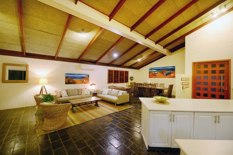Diggers Beach Surf House - South Australia Travel 3
