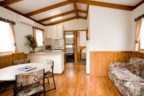 Discovery Parks - Emerald Beach - South Australia Travel 1