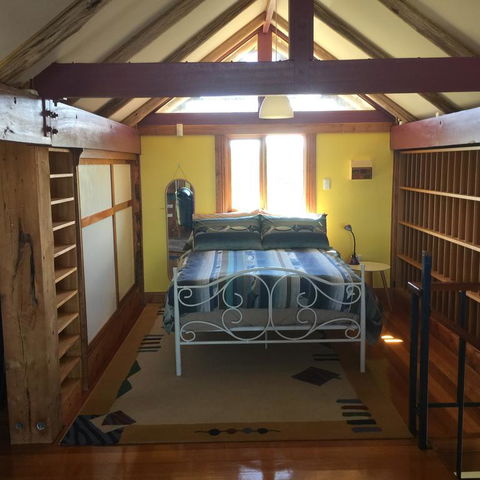 Dolphin Beach House - South Australia Travel 3