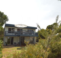 Dolphin Dreaming - 16 Dolphin Avenue - South Australia Travel