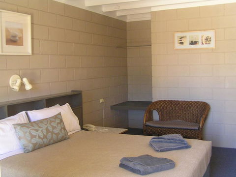 Dongara Old Mill Motel - South Australia Travel 2