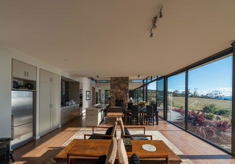 Dragonfly Lodge - South Australia Travel 2