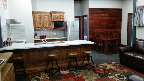 Eagle Foundry Bed & Breakfast - South Australia Travel 0