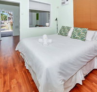 Easy Going Holiday unit on McKenzie MK4 - South Australia Travel