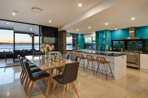 Edge Apartments - South Australia Travel 3