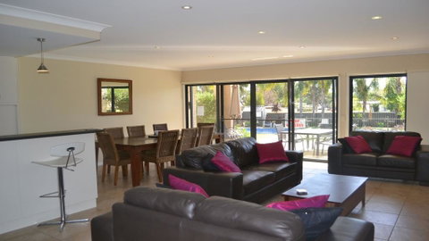 ELSINOR Townhouse 7 Mulwala - South Australia Travel 1