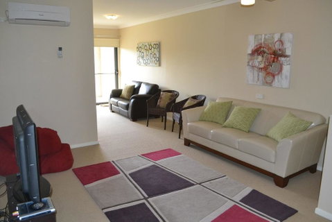 ELSINOR Townhouse 8 Mulwala - South Australia Travel 3
