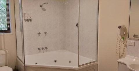 Emerald Motel Apartments - South Australia Travel 2