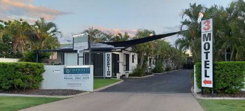 Emerald Motel Apartments - South Australia Travel 0