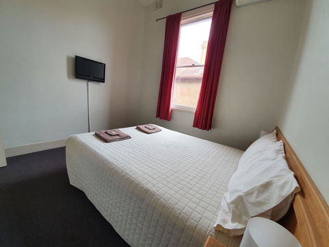 Empire Hotel Goulburn - South Australia Travel 1