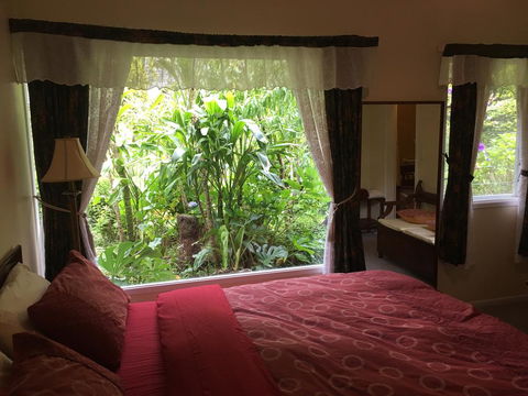 English Gardens - Garden Cottage - South Australia Travel 2