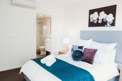 Entire Apartment-South Bank Luxe-Mater Hospital-Heated Pool-Netflix-WIFI-Gabba - South Australia Travel 2