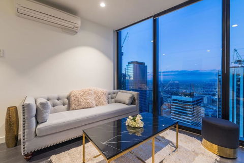EQ Tower Luxury 2 Bedroom Skyline CBD Apartment - South Australia Travel 1