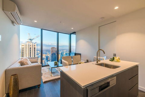 EQ Tower Luxury 2 Bedroom Skyline CBD Apartment - South Australia Travel 0