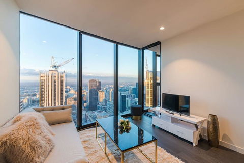 EQ Tower Luxury 2 Bedroom Skyline CBD Apartment - South Australia Travel 2