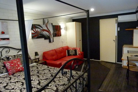 Esk Wivenhoe Motor Inn - South Australia Travel 1
