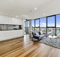 Executive City-centre Apartment with Parking - South Australia Travel