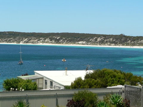 Fareview Beach House - South Australia Travel 0