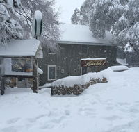 Feathertop Alpine Lodge - South Australia Travel
