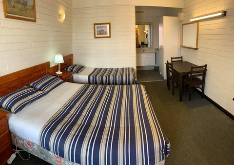 Finley Motel - South Australia Travel 1