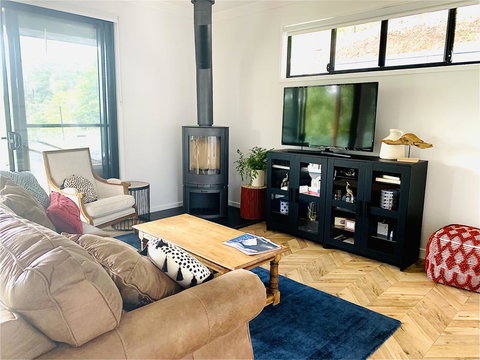 Fletchers Ridge Brand New Luxury Guest House - South Australia Travel 2