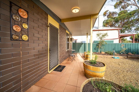 Flinders Ranges Bed And Breakfast - South Australia Travel 2