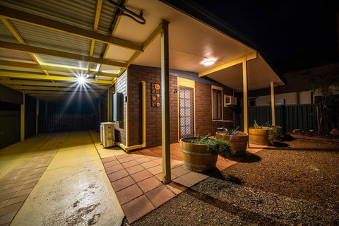 Flinders Ranges Bed And Breakfast - South Australia Travel 3