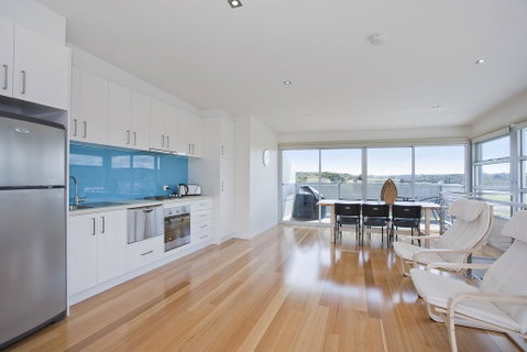 Four Kings Apartment - Deluxe 2br #3 - South Australia Travel 0