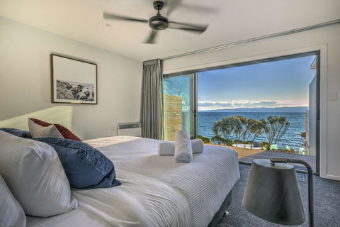 Freycinet Coastal Retreat - South Australia Travel 2