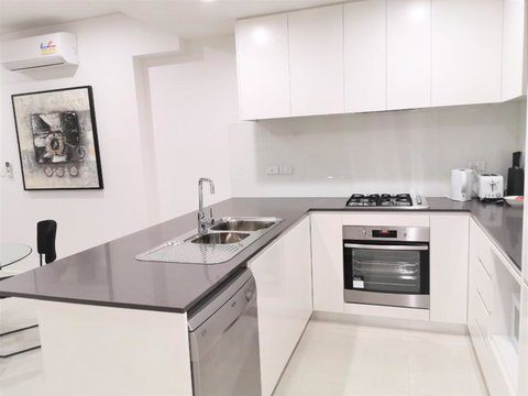 G04 Courtyard Apartment - South Australia Travel 0