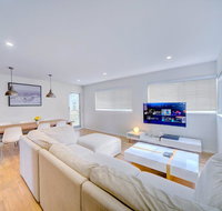 GCHM Beachside Getaway with Netflix  Wi-Fi - South Australia Travel