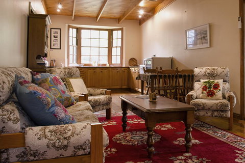 Gellibrand River Gallery Accommodation - South Australia Travel 3