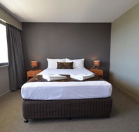 Gladstone Reef Hotel Motel - South Australia Travel