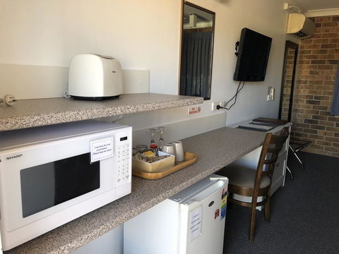 Golden Grain Motor Inn - South Australia Travel 2