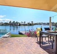 Gone Fishin' - Noosa Waters - South Australia Travel