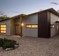 Great Ness Beachhouse - WiFi - Pet-Friendly - South Australia Travel