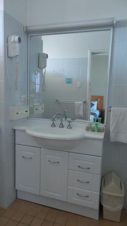 Halfway Motel - South Australia Travel 3