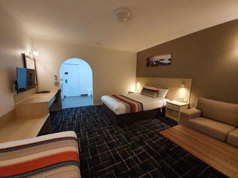 Hamilton's Queanbeyan Motel - South Australia Travel 2