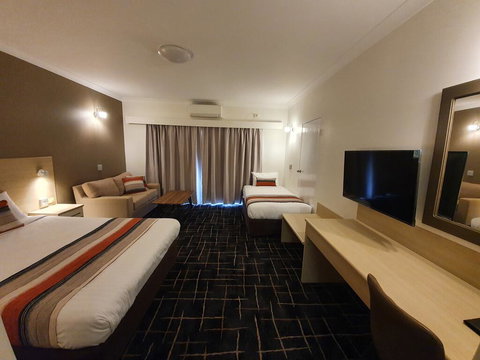 Hamilton's Queanbeyan Motel - South Australia Travel 3