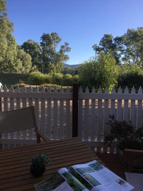 Happy Valley Hotel - South Australia Travel 1