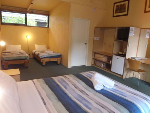 Harrietville Hotel Motel - South Australia Travel 2