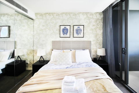 Hearty Milton Apartments - South Australia Travel 0