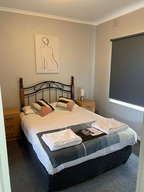 Hello Adelaide Motel And Apartments - South Australia Travel 1