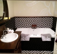 Henrietta's Country House - South Australia Travel