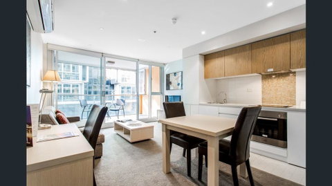 Hi 5 Star Luxury Adelaide City Apartment - South Australia Travel 3